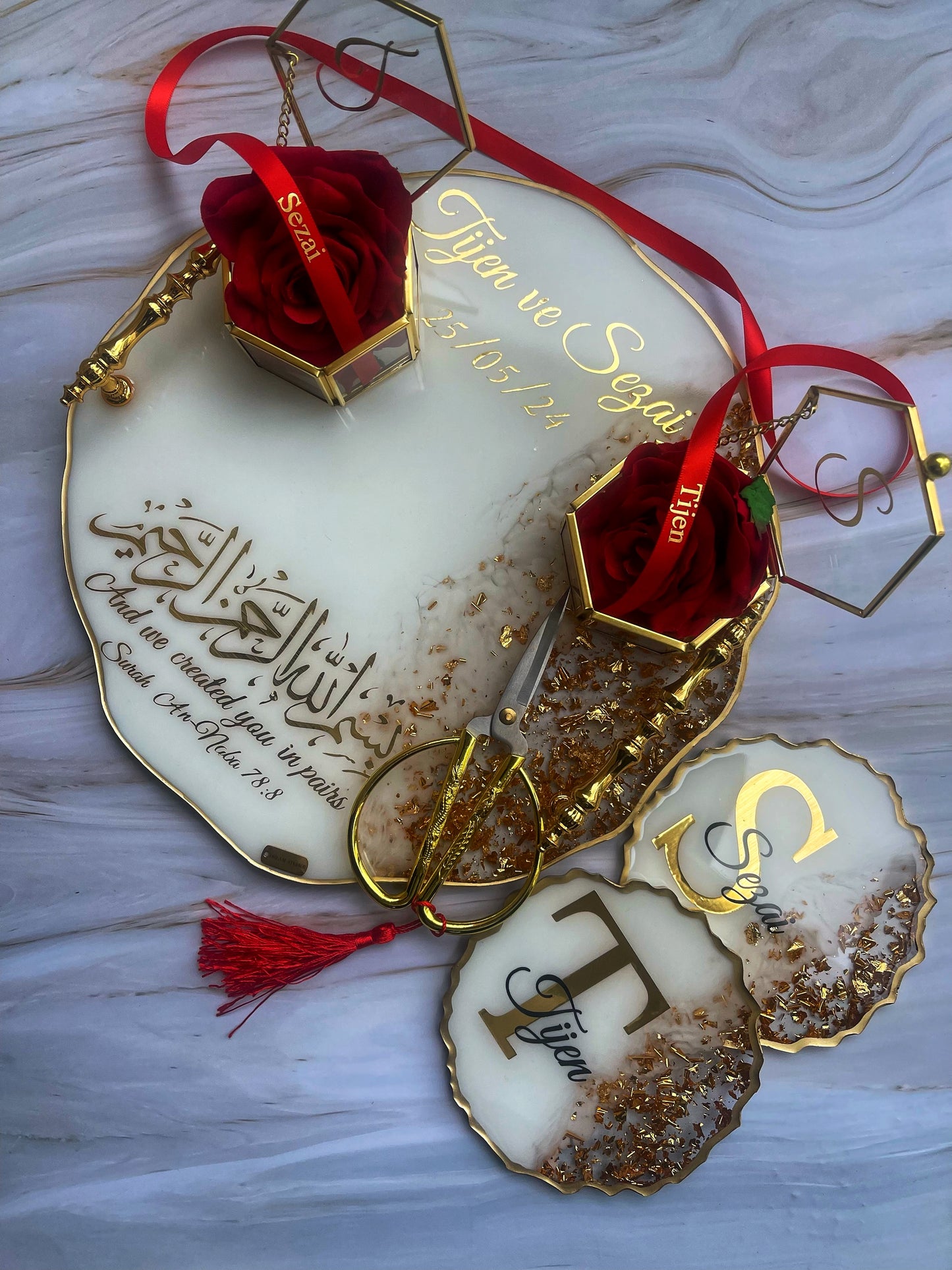Engagement Personalised Tray - Gold & White