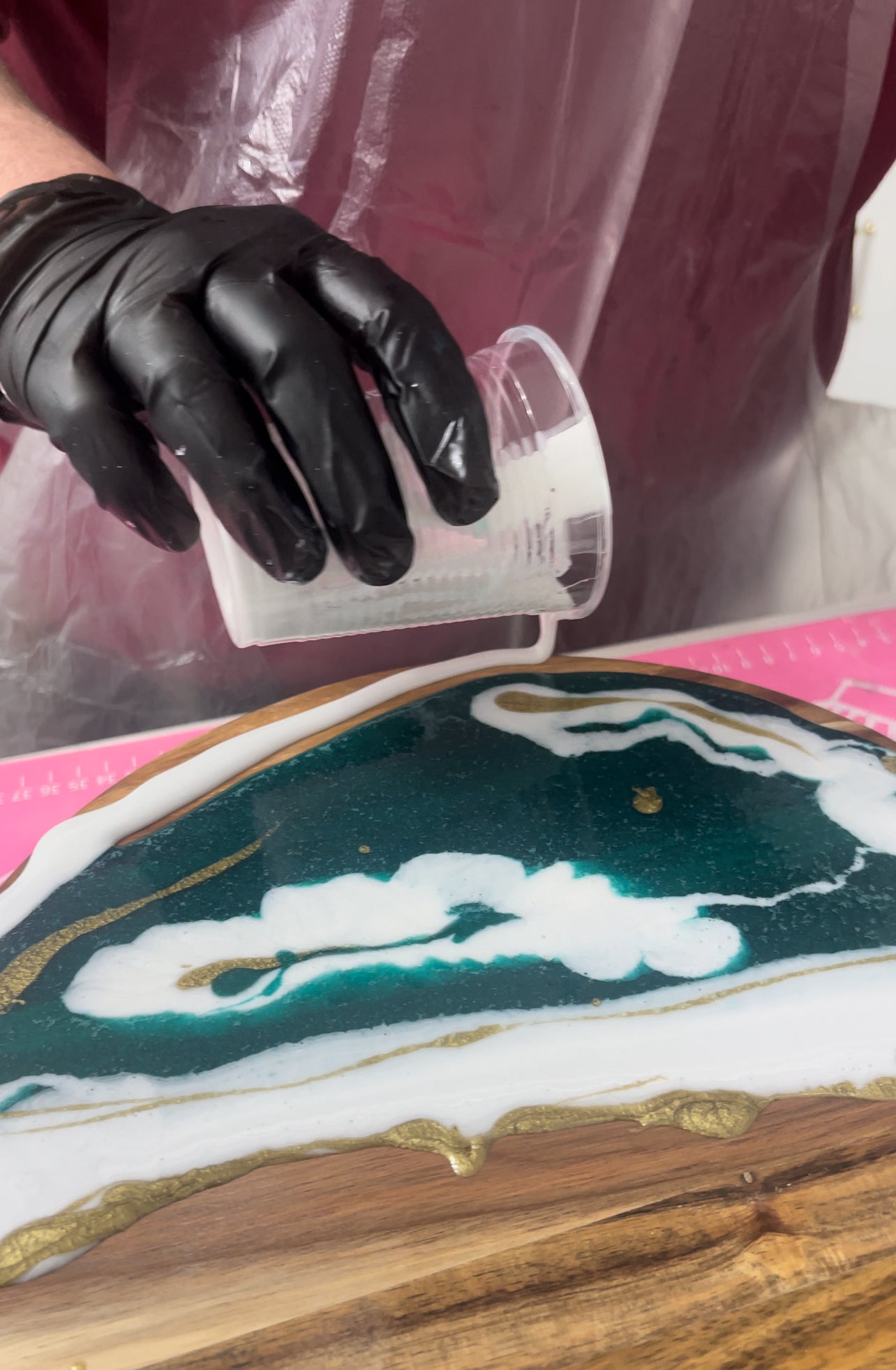 Serving Board Resin Workshop